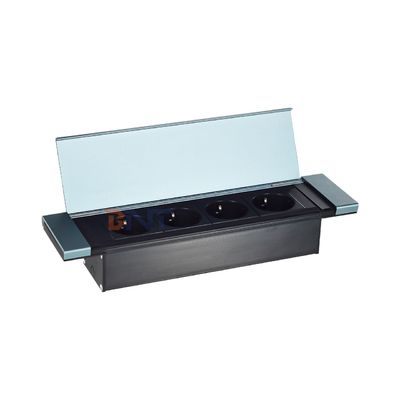 내장 플립 커버 디자인 데스크톱 소켓 전원 4 EU AC 소켓