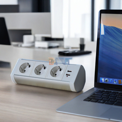 보엔테 클램프 데스크톱에 제거 가능한 데스크톱 마운트 다중 출력 UK 전원 소켓 USB / 테이블 클램프 마운트 전원 출력