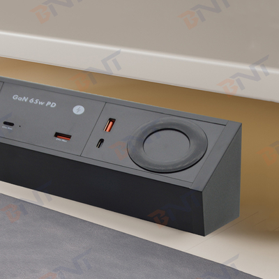다기능 2개의 AC 소켓 듀얼 USB A+C UK 65W PD 급전전 데스크톱 클램프 소켓 전원 스트립