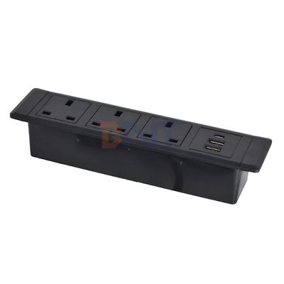 3UK Outlets 데스크톱 다기능 전원 소켓 3AC 전기 소켓과 2*USB A+1*USB C 충전 소켓
