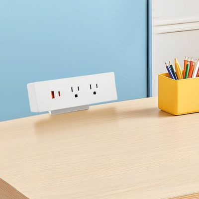 다기능 2개의 AC 소재 USB A+C US 전원 급전 충전 데스크톱 클램프 소켓 전원 스트립