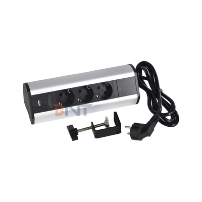 접착 클립 디자인 3 EU AC 소켓 USB A + C 급 충전 데스크톱 클램프 소켓 전원 스트립