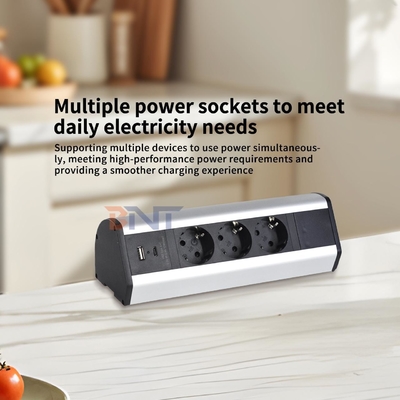 접착 클립 디자인 3 EU AC 소켓 USB A + C 급 충전 데스크톱 클램프 소켓 전원 스트립