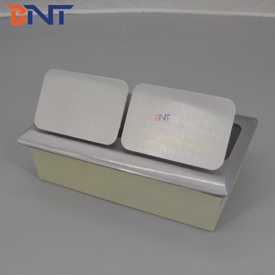 알루미늄 합금 팝업 소켓 슬로우 바운스 디자인으로 부드러운 작동, 맞춤형 전원 공급