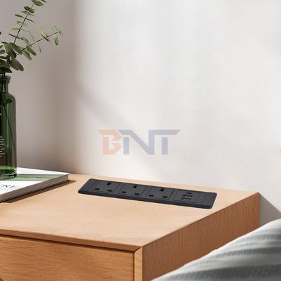 3UK Outlets 데스크톱 다기능 전원 소켓 3AC 전기 소켓과 2*USB A+1*USB C 충전 소켓