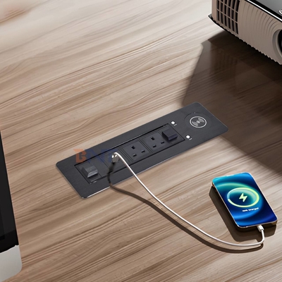 영국 표준 맞춤형 AC 전원 소켓 데스크탑 임베디드 전기 플립 소켓 (2구, 1 USB, 1 Type C, 1 무선 충전기 포함)